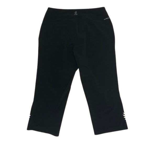 THE NORTH FACE Black Flight Series Apex Cropped Hiking Pants | 6 - Picture 2 of 7